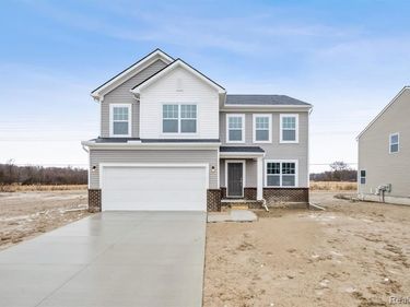 34427 Starling, Chesterfield Twp, MI 48047