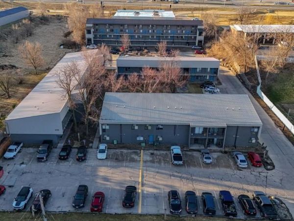 2939 SW 12th Avenue, Cedar Rapids, IA 52404