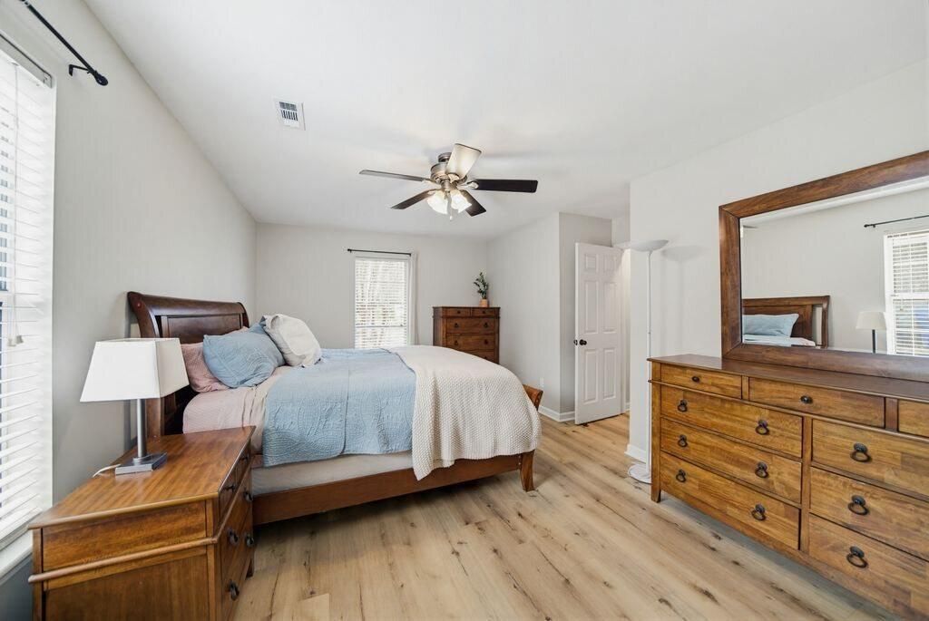 1680 Babington Way Photo 16