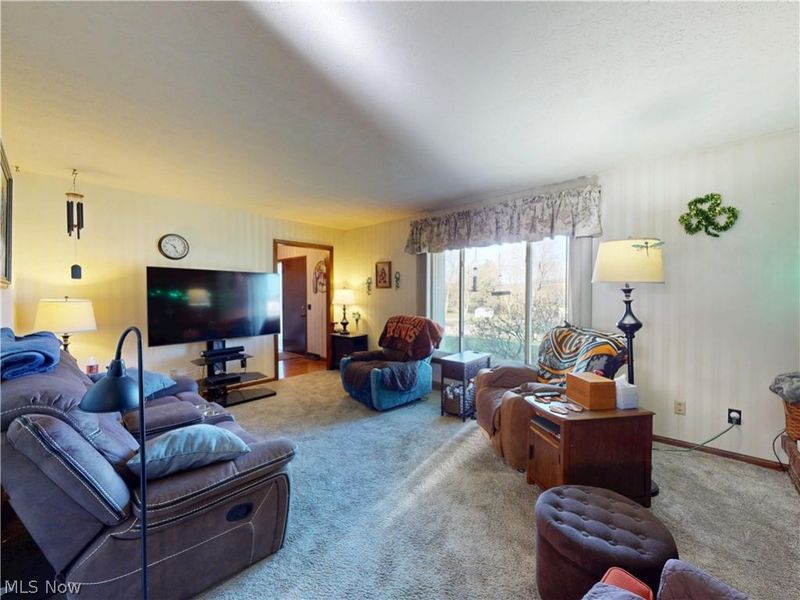 495 S Elm Avenue, Tallmadge, OH 44278 Photo 4