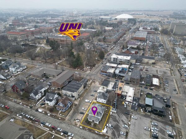 2221 Olive Street, Cedar Falls, IA 50613