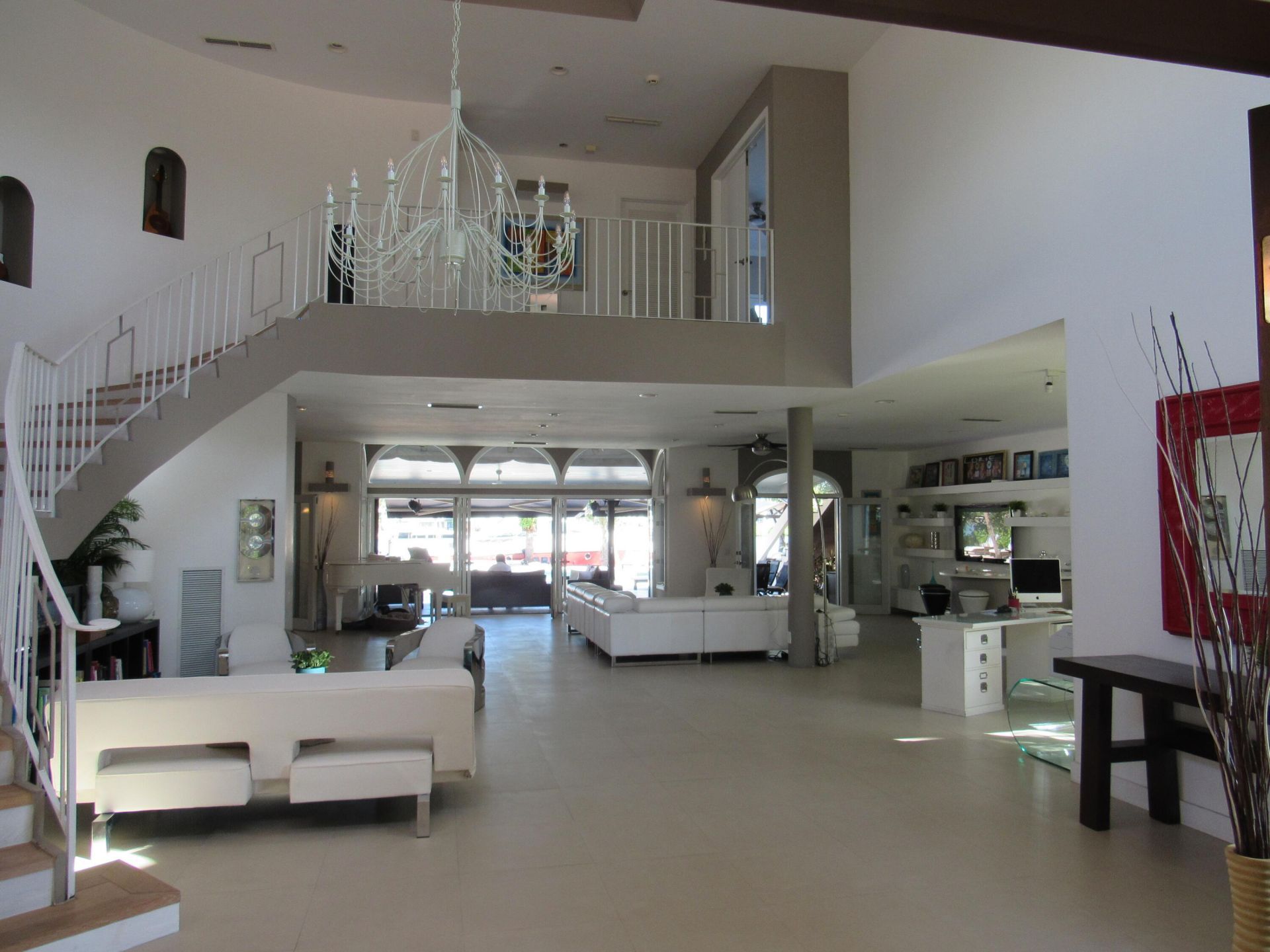 185 Palm Avenue, Miami Beach, FL 33139 Photo