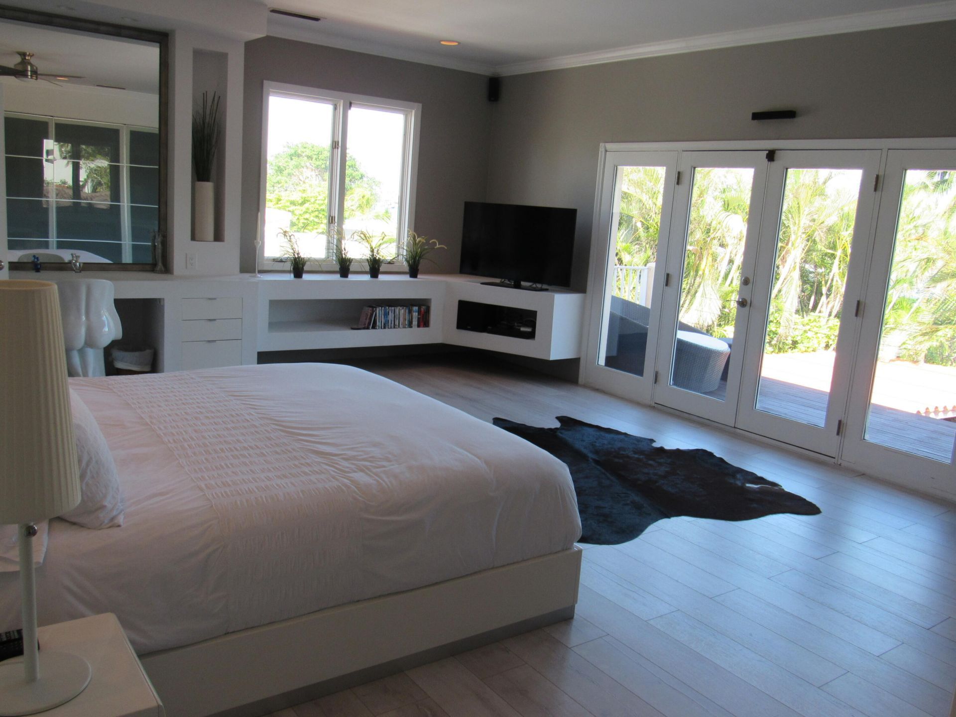 185 Palm Avenue, Miami Beach, FL 33139 Photo