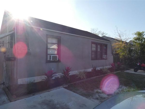 6905 3RD STREET N, ST PETERSBURG, FL 33702