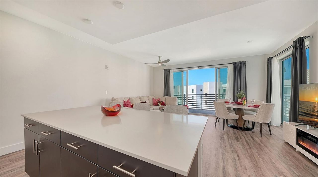 1703 N Tamiami Trail, Unit 511, Sarasota, FL 34234 Photo