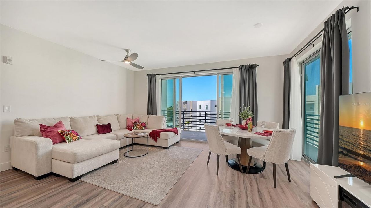 1703 N Tamiami Trail, Unit 511, Sarasota, FL 34234 Photo