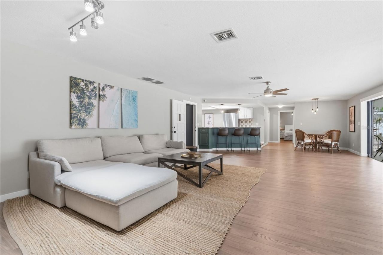 13012 96th Avenue , Seminole, FL 33776 Photo