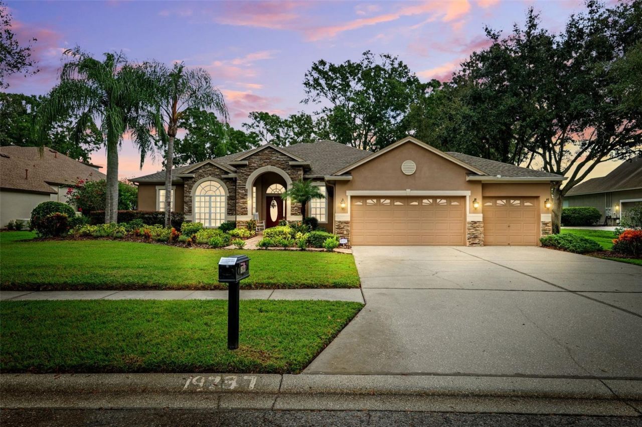 19737 Prince Benjamin Drive , Lutz, FL 33549 Photo