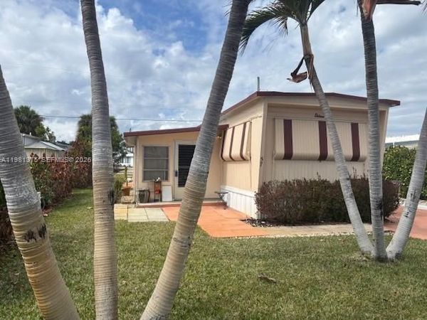 11055 SE Federal Hwy , Hobe Sound, FL 33455