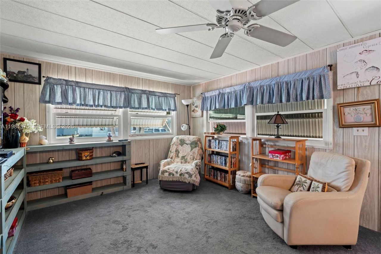 11055 SE Federal Hwy , Hobe Sound, FL 33455 Photo