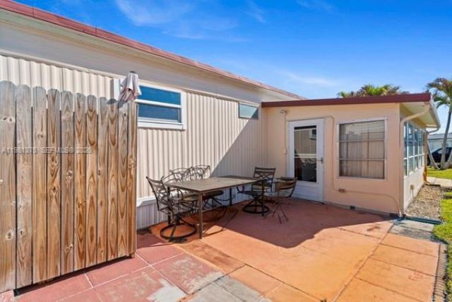 11055 SE Federal Hwy , Hobe Sound, FL 33455 Photo