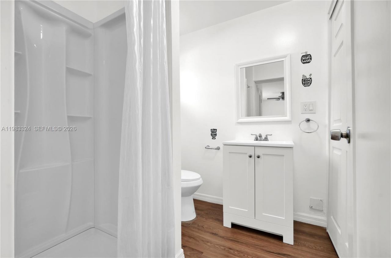 2760 NW 13th Ct , Fort Lauderdale, FL 33311 Photo