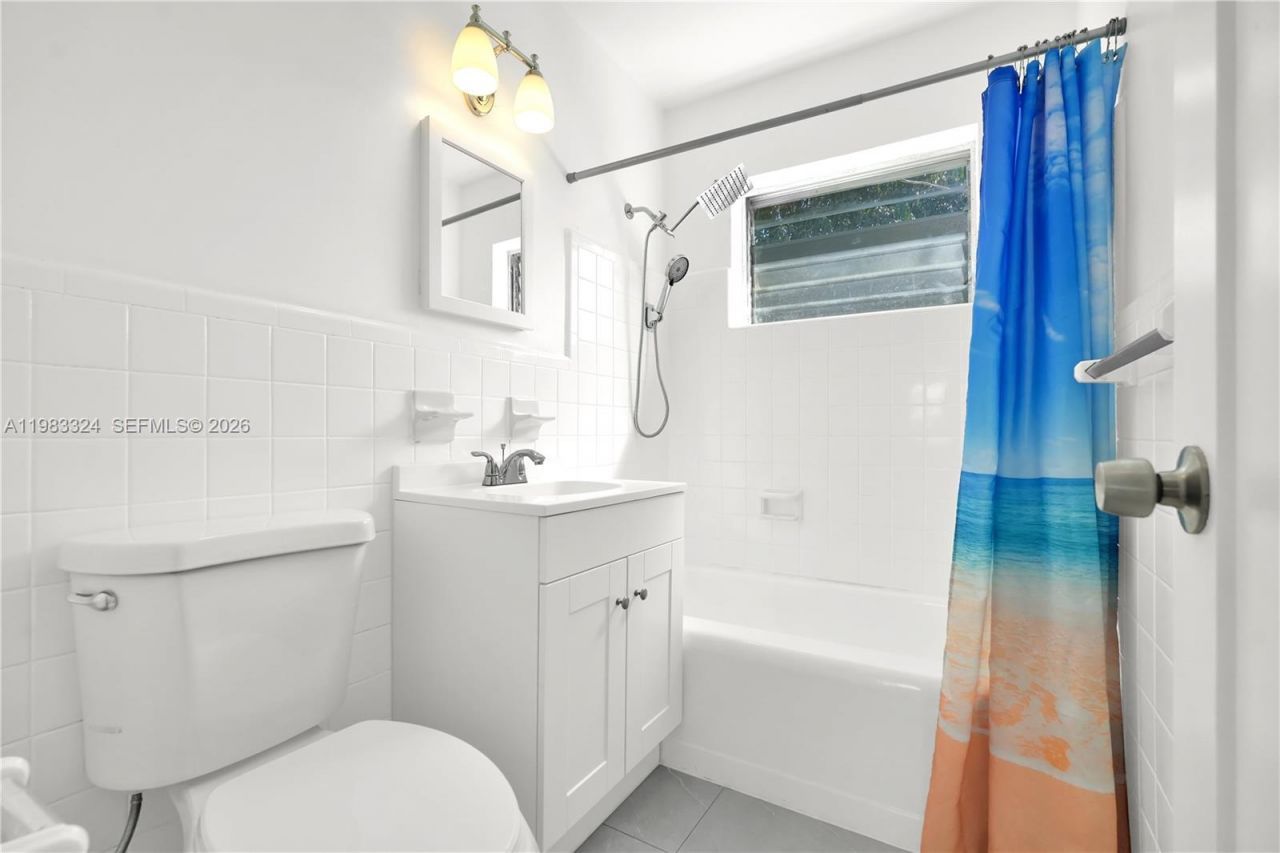 2760 NW 13th Ct , Fort Lauderdale, FL 33311 Photo