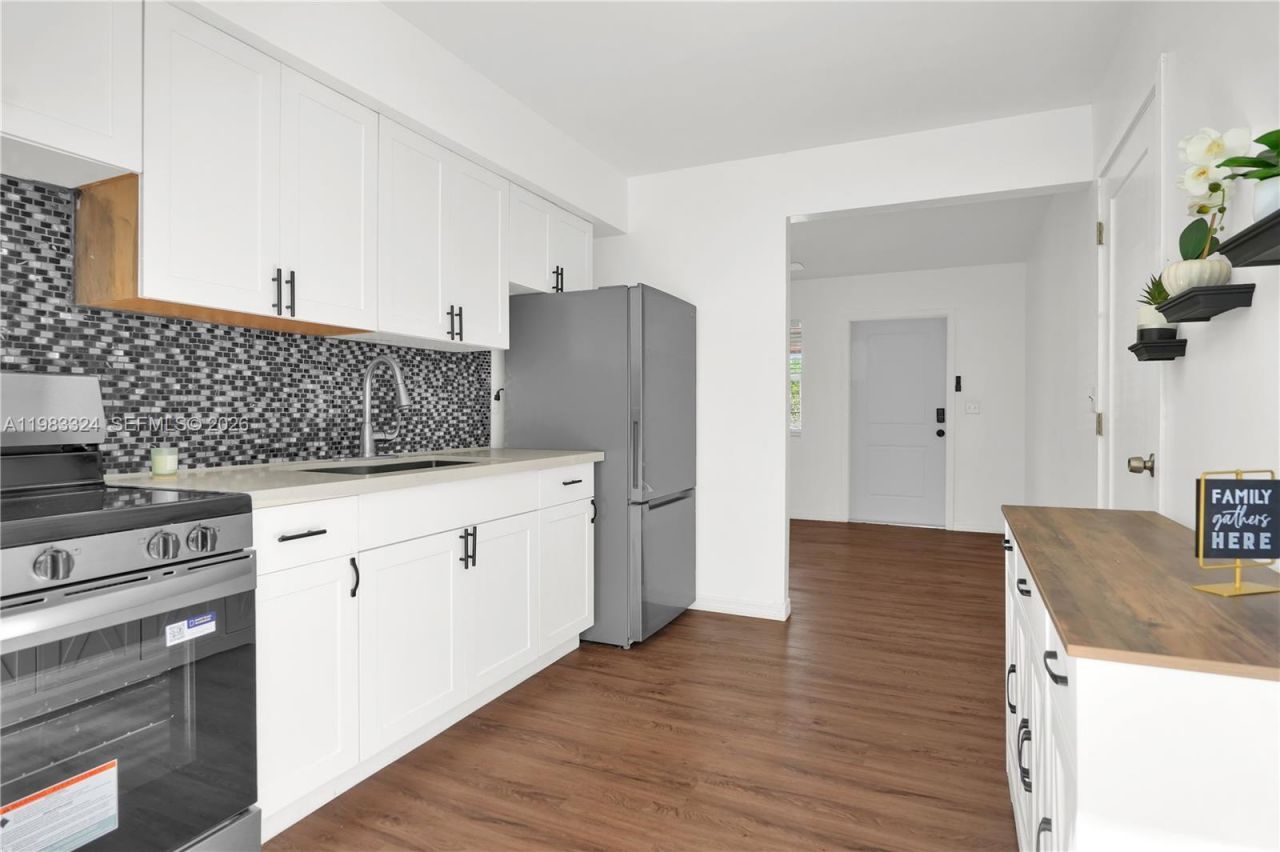 2760 NW 13th Ct , Fort Lauderdale, FL 33311 Photo