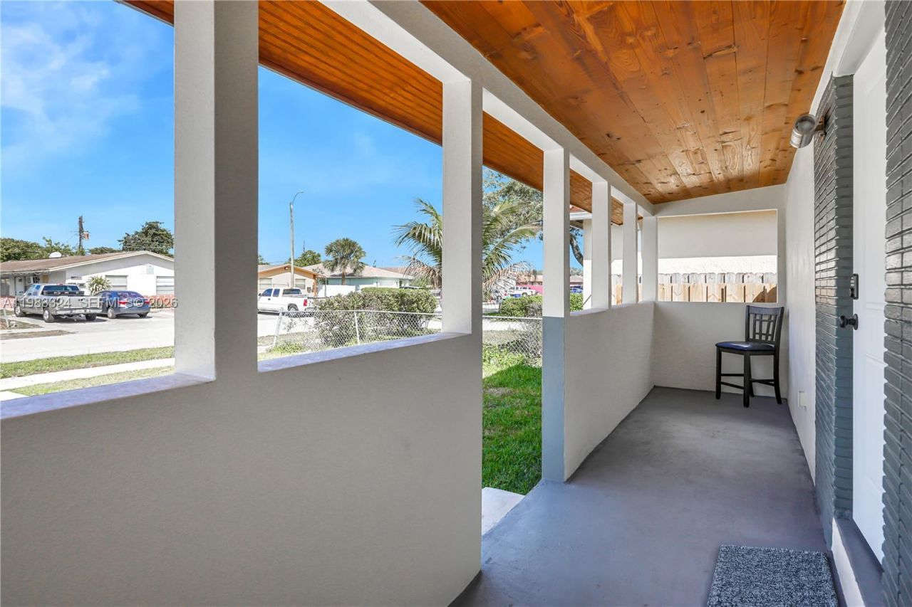 2760 NW 13th Ct , Fort Lauderdale, FL 33311 Photo