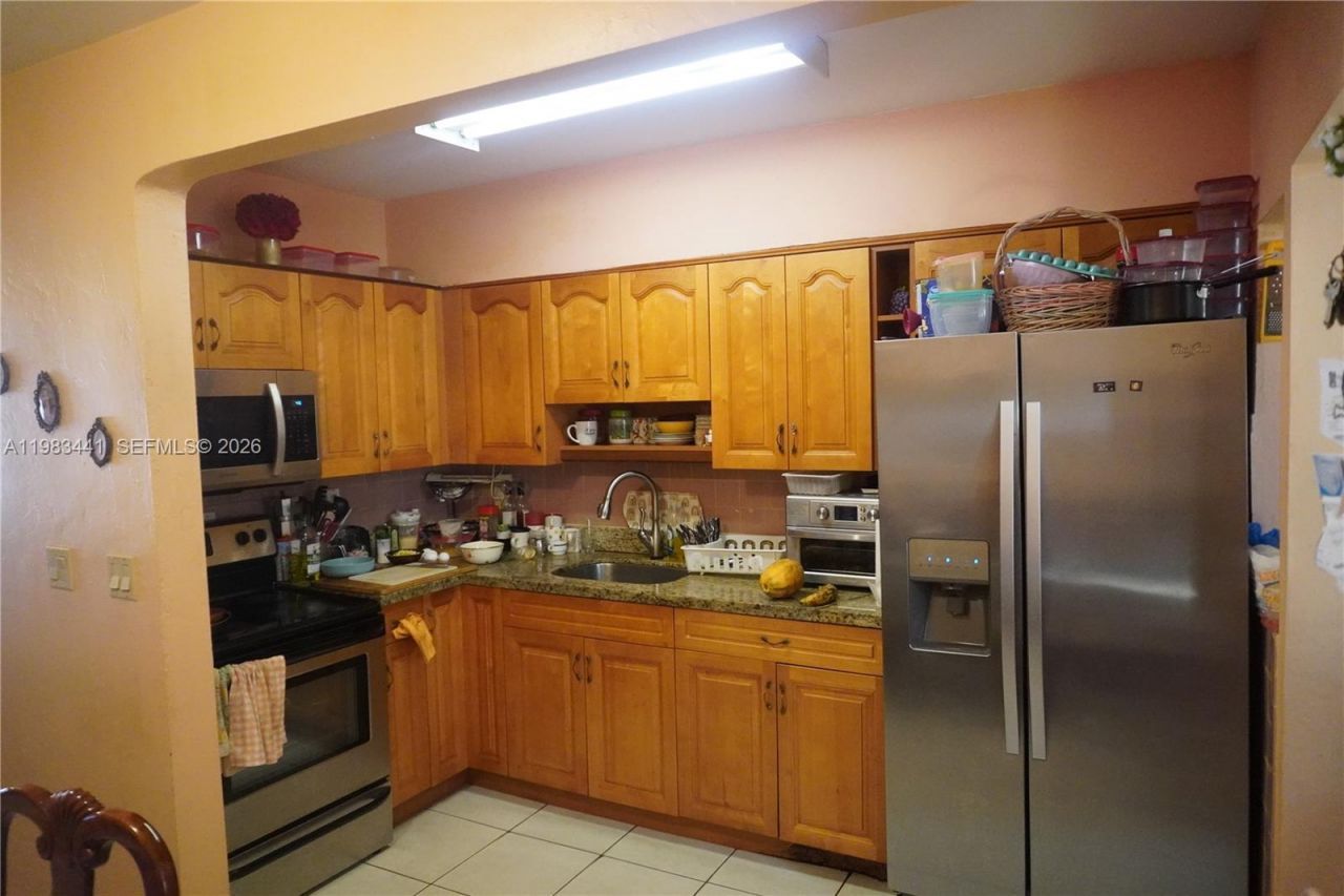 2660 SW 36th Ave, Miami, FL 33133 Photo