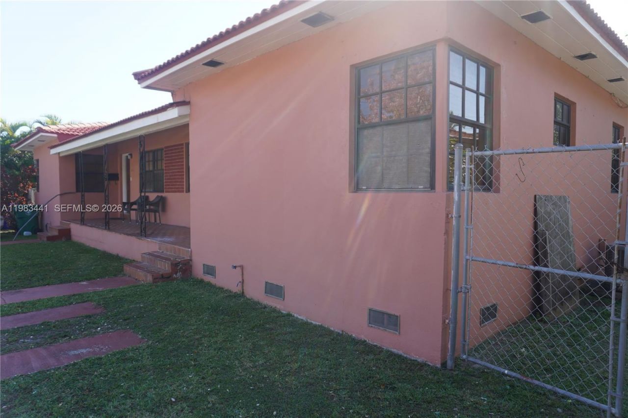 2660 SW 36th Ave, Miami, FL 33133 Photo