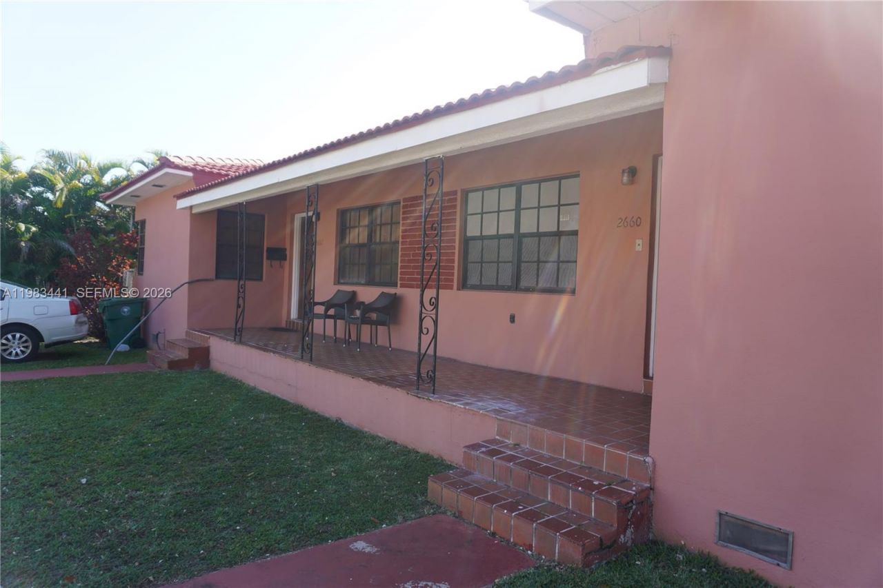 2660 SW 36th Ave, Miami, FL 33133 Photo