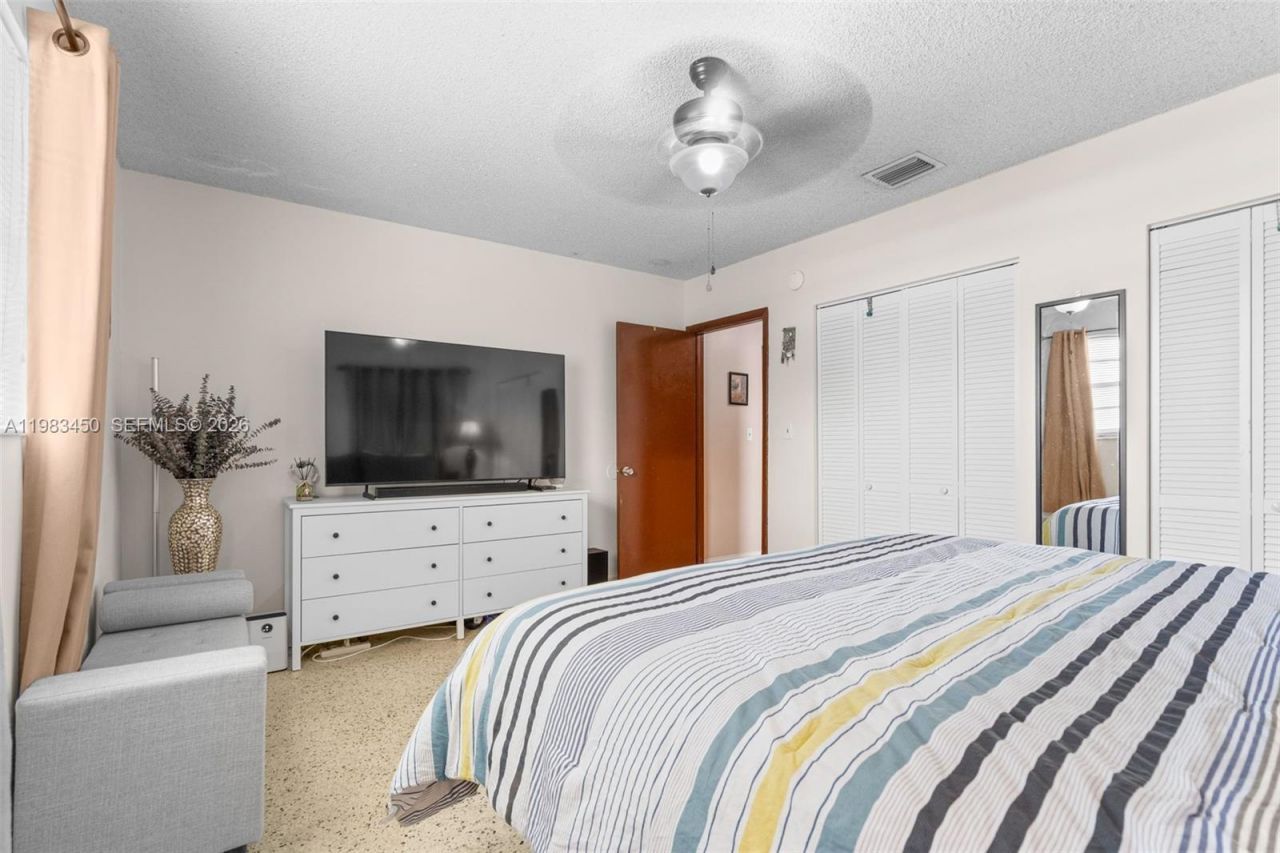 20 W 37th St, Hialeah, FL 33012 Photo