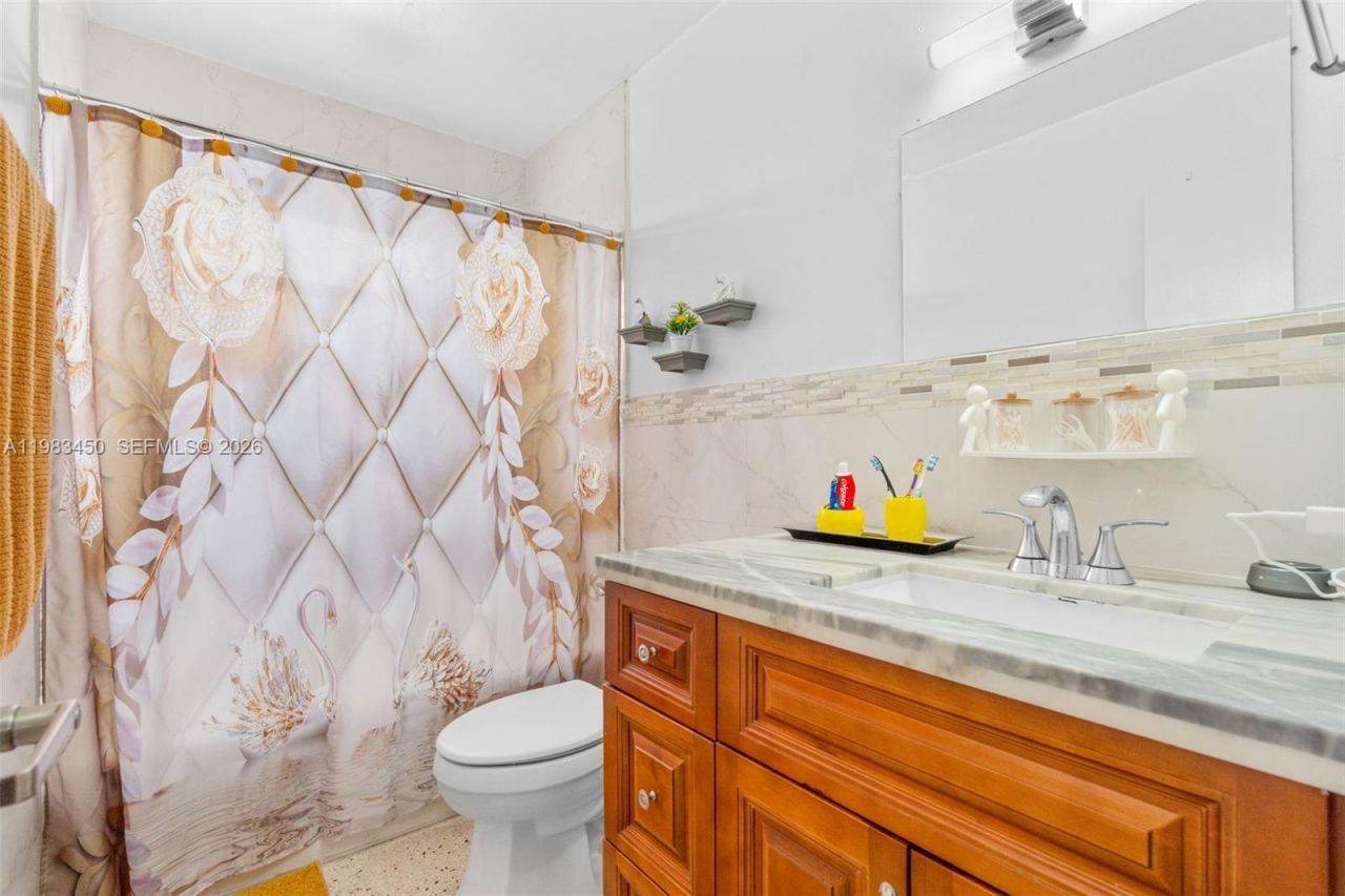 20 W 37th St, Hialeah, FL 33012 Photo