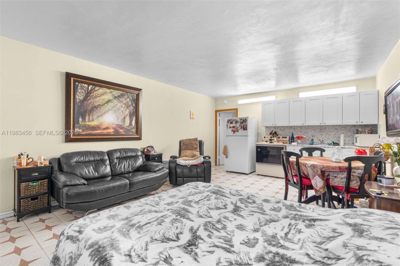 20 W 37th St, Hialeah, FL 33012 Photo