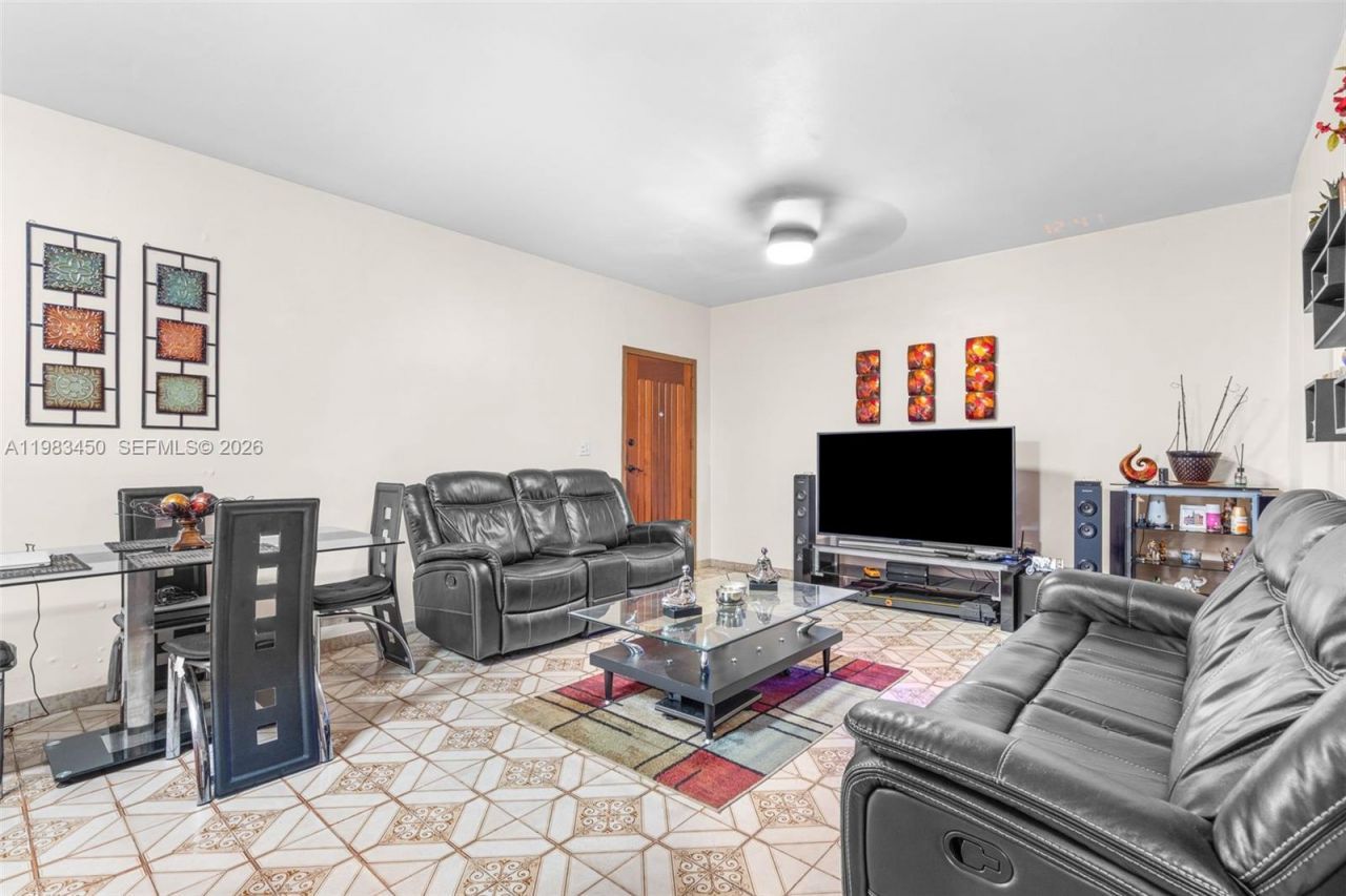 20 W 37th St, Hialeah, FL 33012 Photo