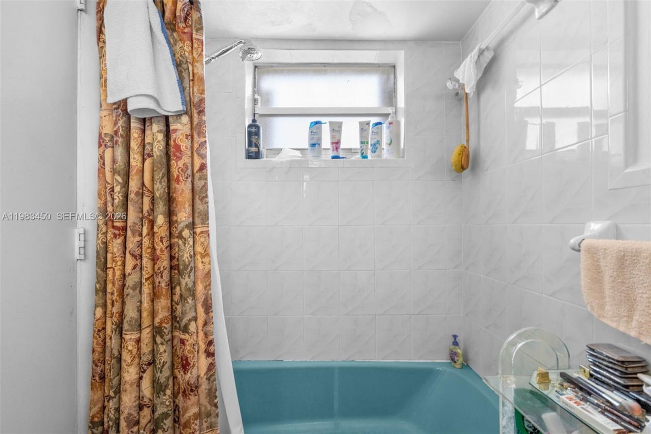 20 W 37th St, Hialeah, FL 33012 Photo