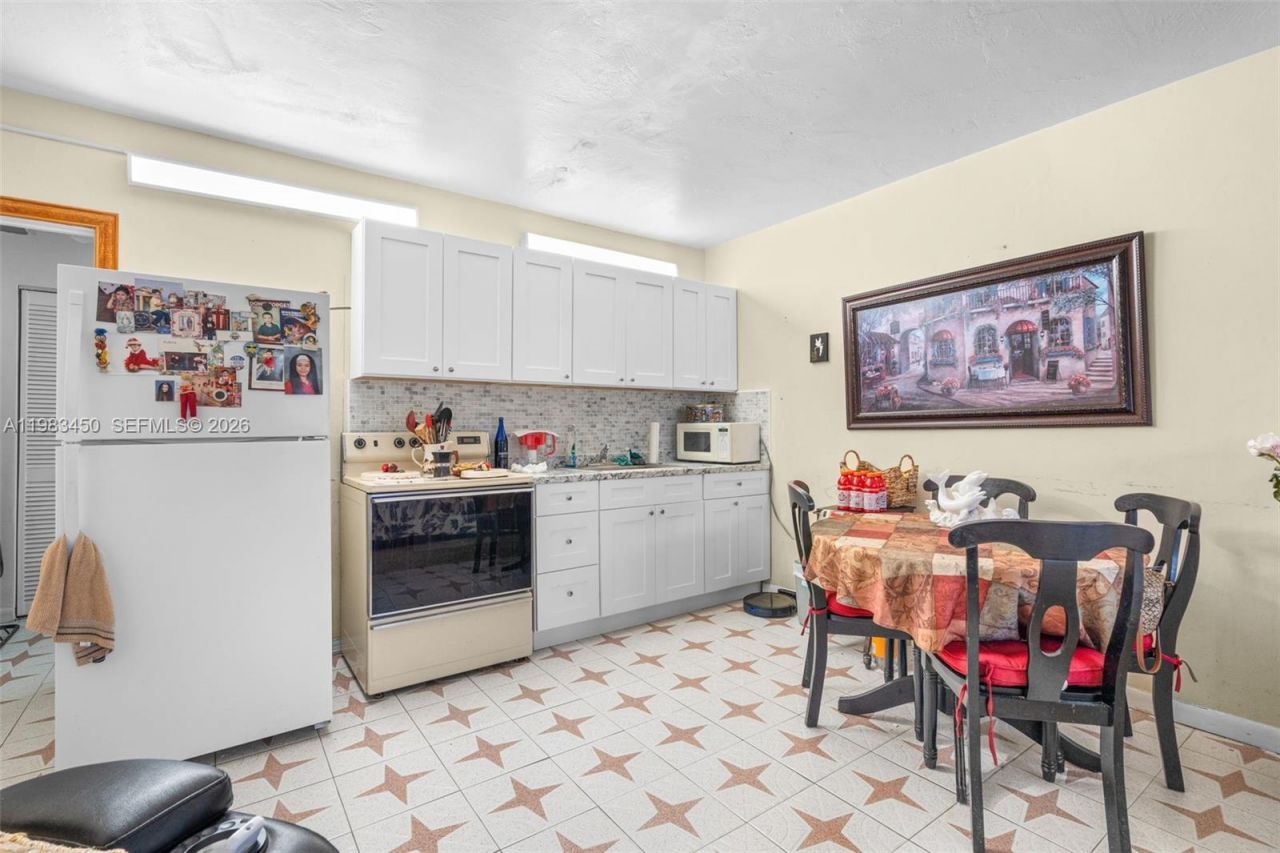 20 W 37th St, Hialeah, FL 33012 Photo