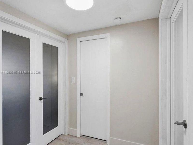 40 Isle Of Venice Dr, Unit 6, Fort Lauderdale, FL 33301 Photo