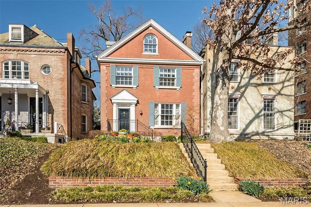 4527 Maryland Avenue, Saint Louis, MO 63108 Main Photo