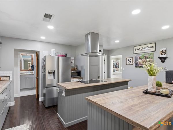 1115 County Road 2102, Lometa, TX 76853