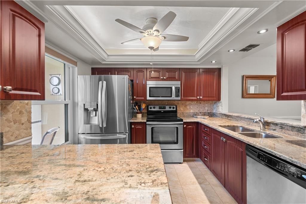 8430 Charter Club Cir, Unit 3, Fort Myers, FL 33919 Photo