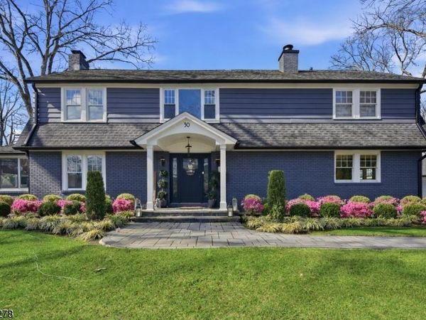 30 Powerville Rd, Mountain Lakes, NJ 07046