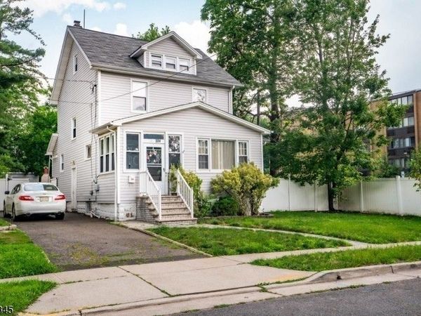 304 W 2Nd Ave, Roselle, NJ 07203