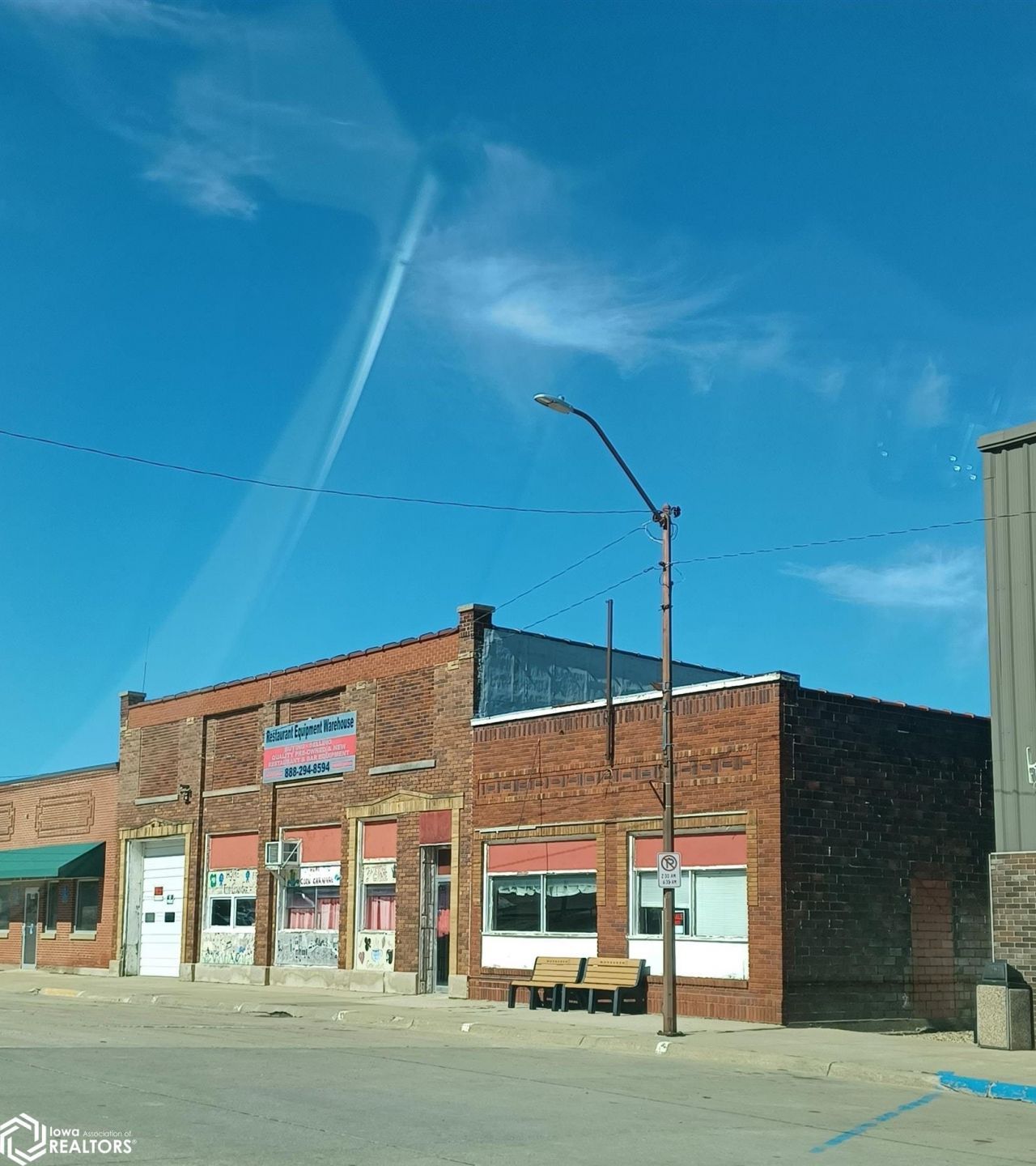 319 2nd Street, Gladbrook, IA 50635 Main Photo