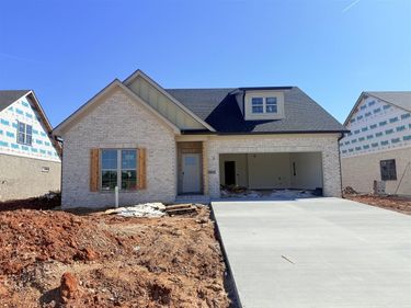 2662 Mendenhall Way, Bowling Green, KY 42101