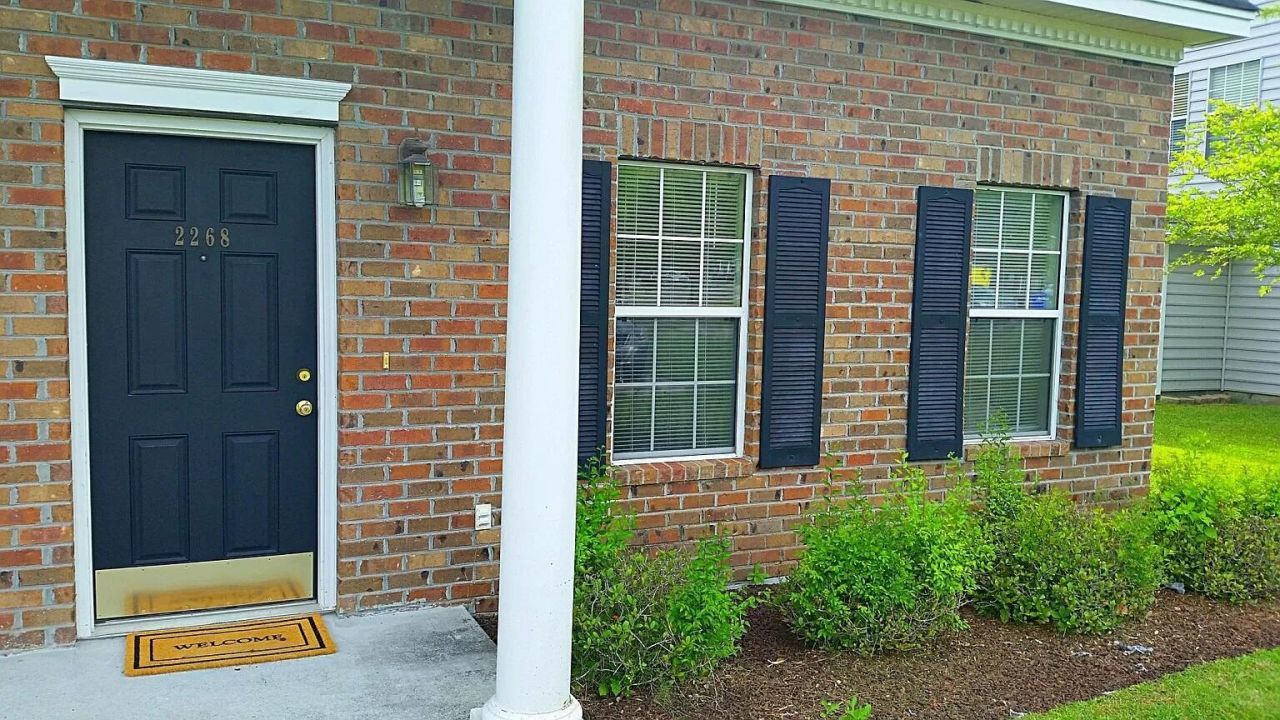 2268 Kings Gate Lane Photo 11