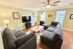 2268 Kings Gate Lane photo 4