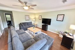 2268 Kings Gate Lane photo 4