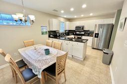 2268 Kings Gate Lane photo 4