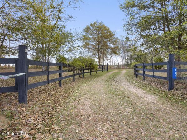 497 Sunflower Road, Perkinston, MS 39573