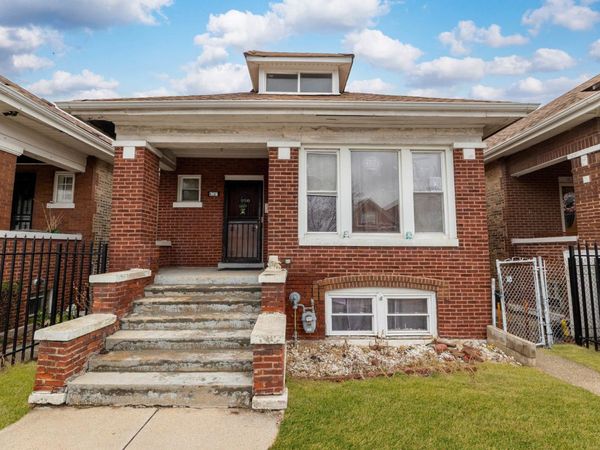 6237 S California Avenue, Chicago, IL 60629