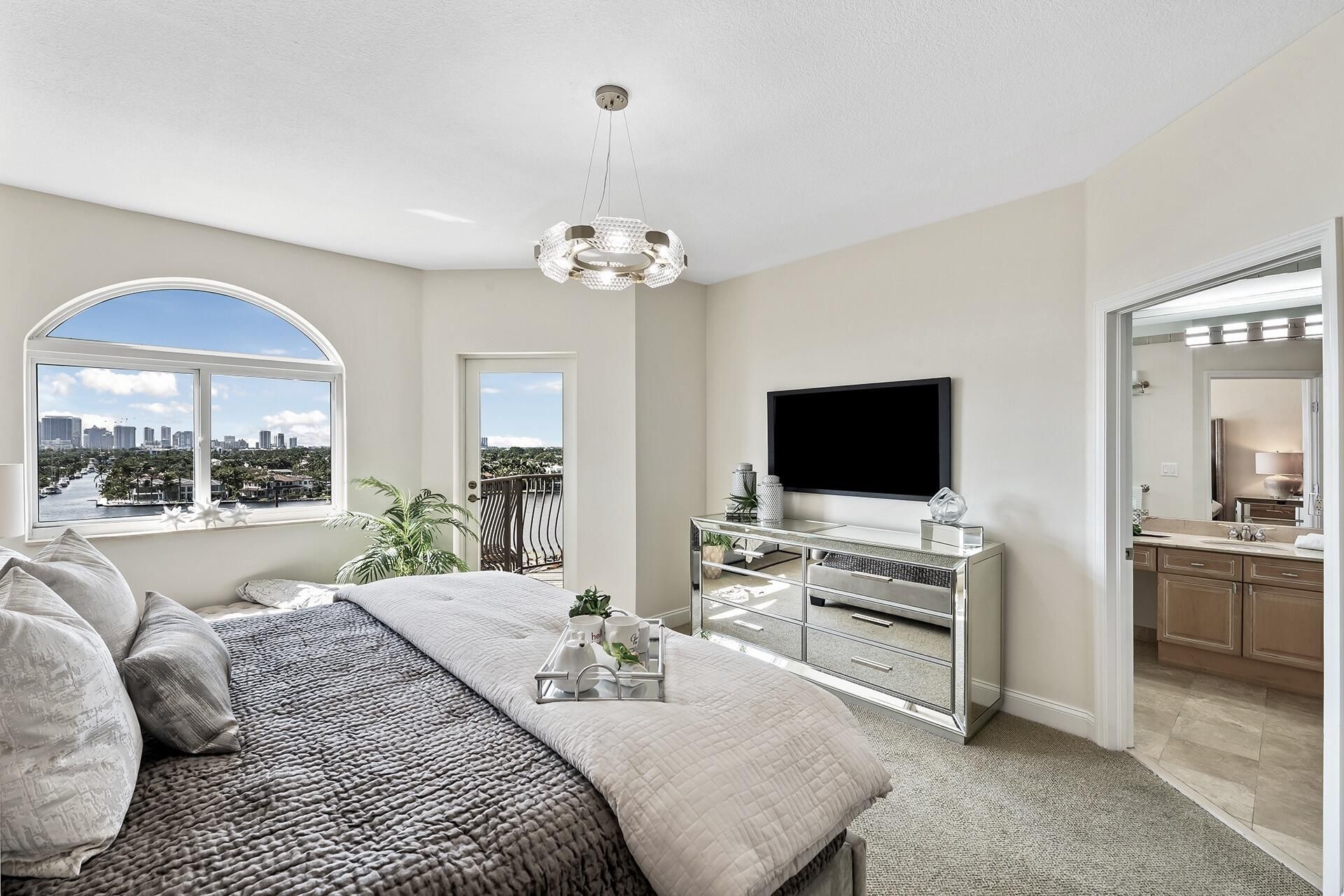 100 S Birch Road, Unit 906, Fort Lauderdale, FL 33316 Photo