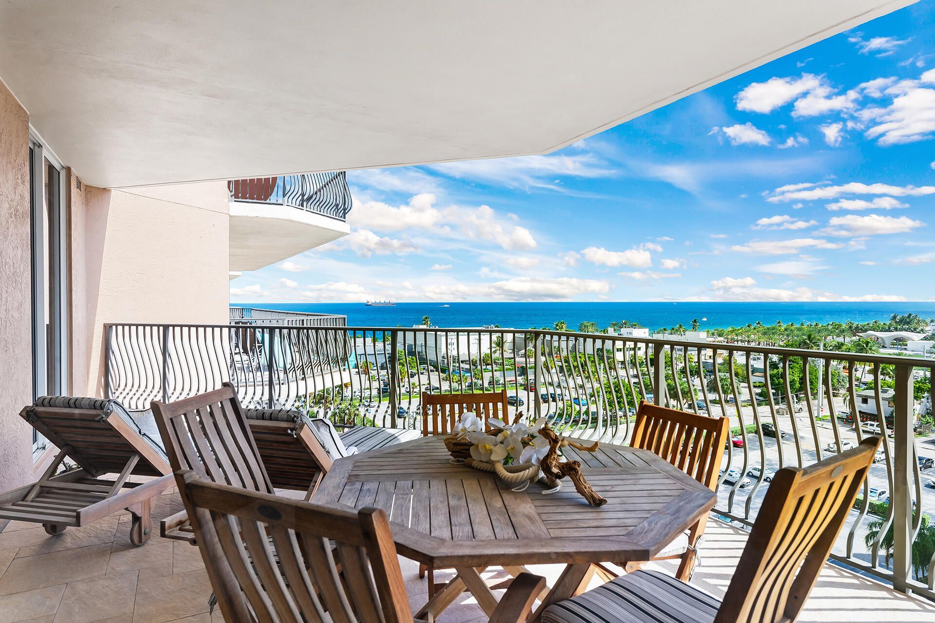 100 S Birch Road, Unit 906, Fort Lauderdale, FL 33316 Photo