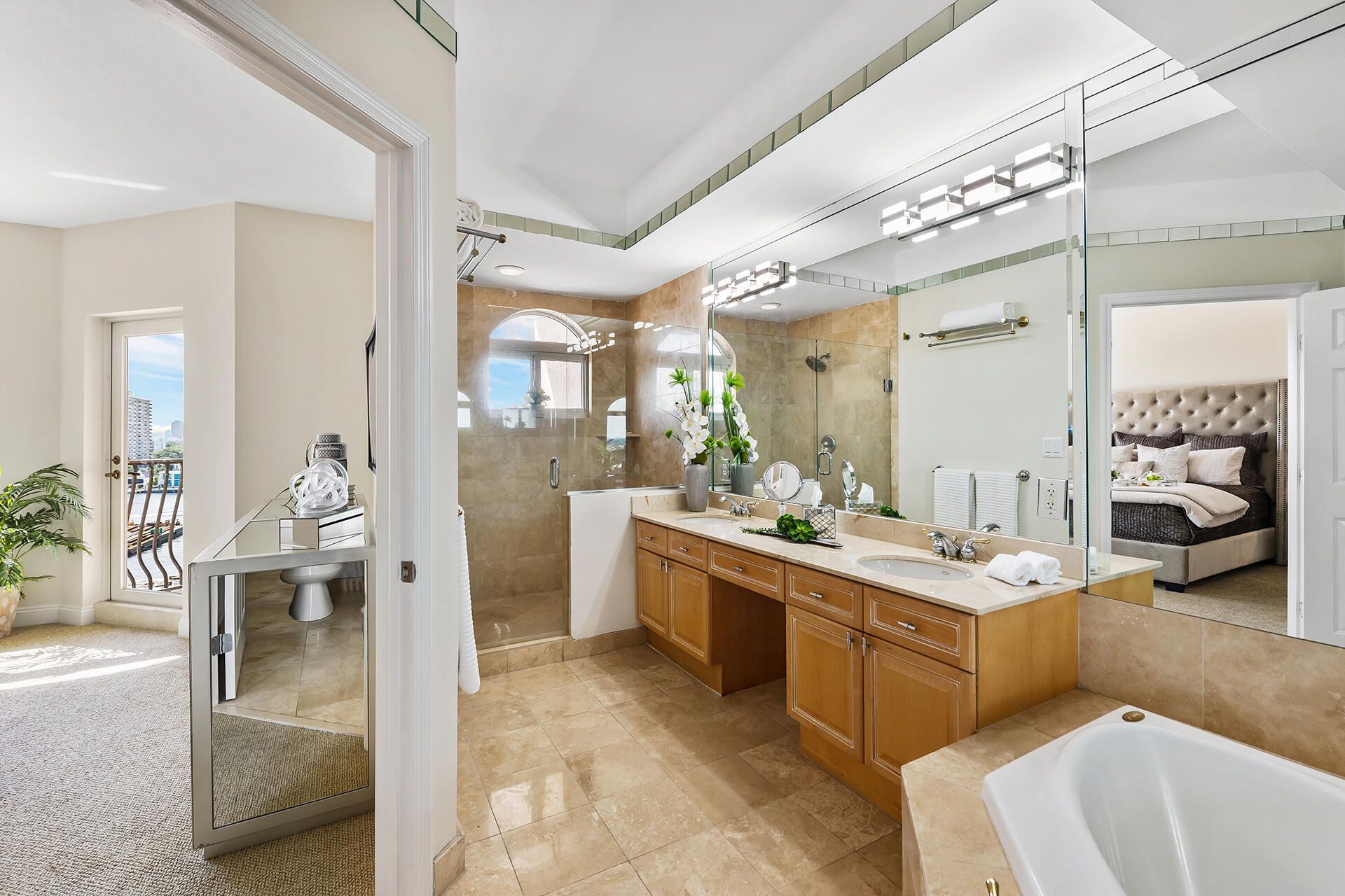 100 S Birch Road, Unit 906, Fort Lauderdale, FL 33316 Photo