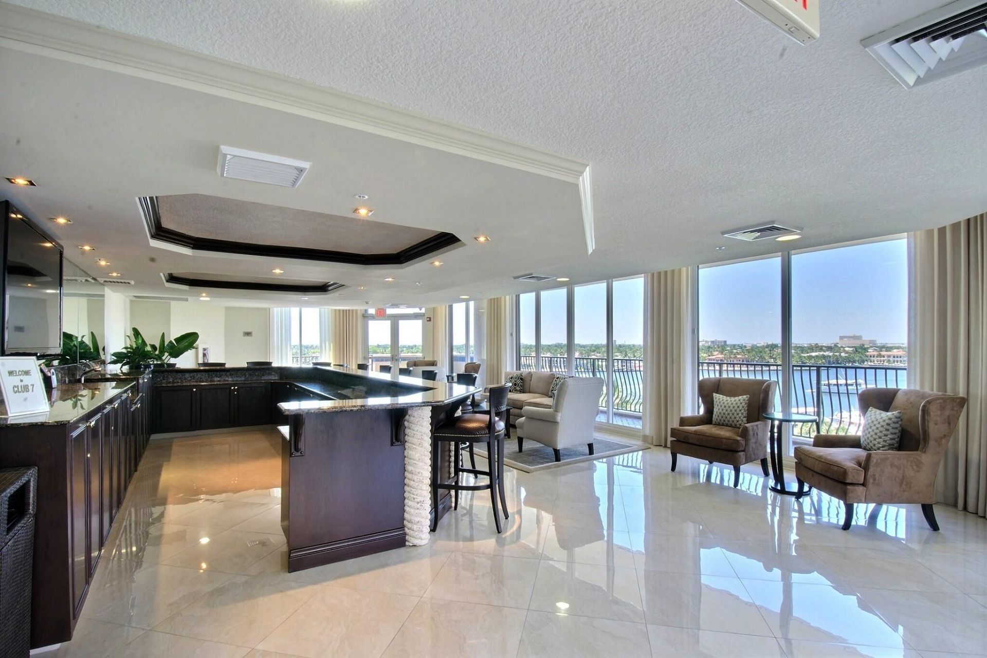 100 S Birch Road, Unit 906, Fort Lauderdale, FL 33316 Photo