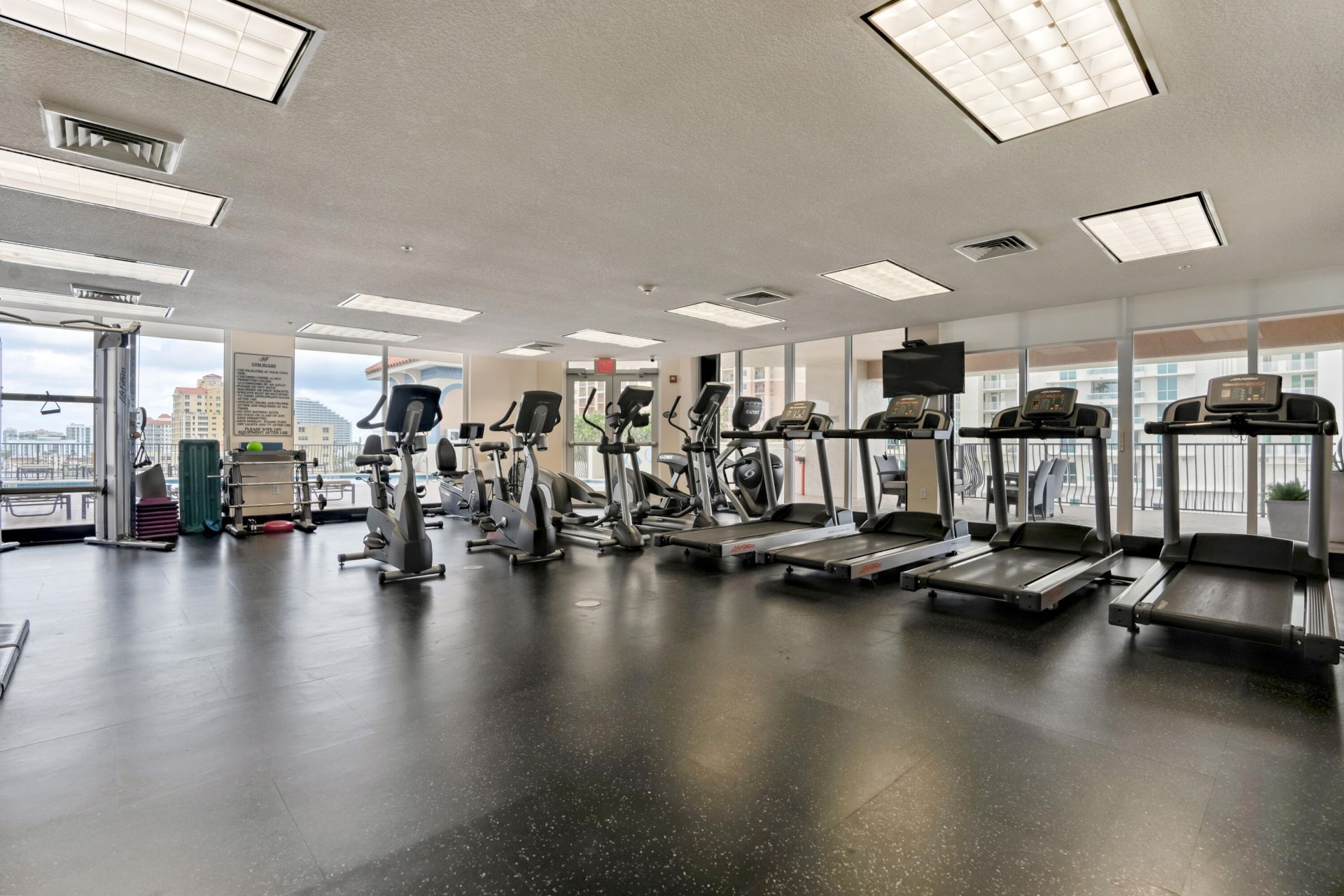 100 S Birch Road, Unit 906, Fort Lauderdale, FL 33316 Photo