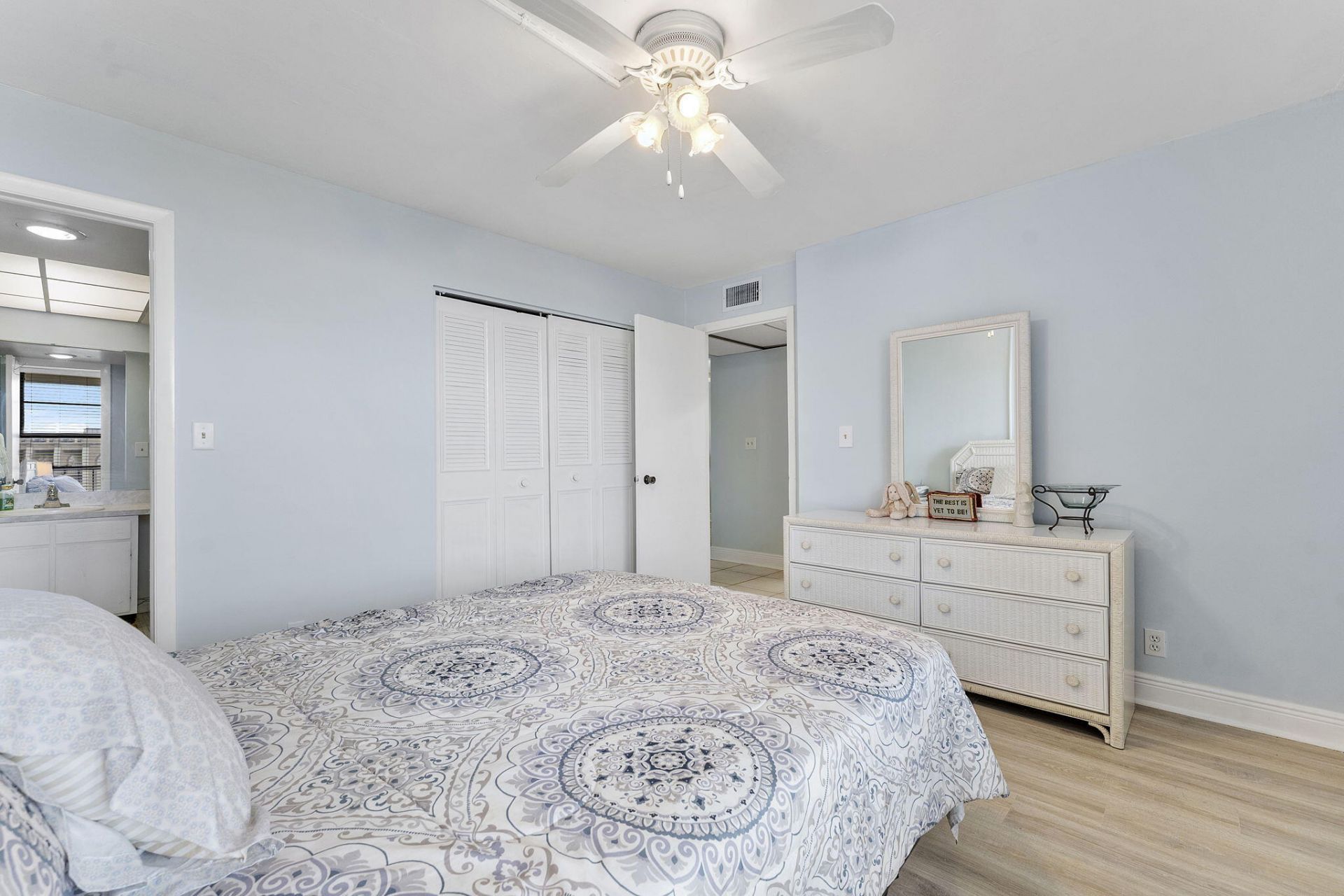 8 N Royal Palm Way, Unit 6040, Boca Raton, FL 33432 Photo