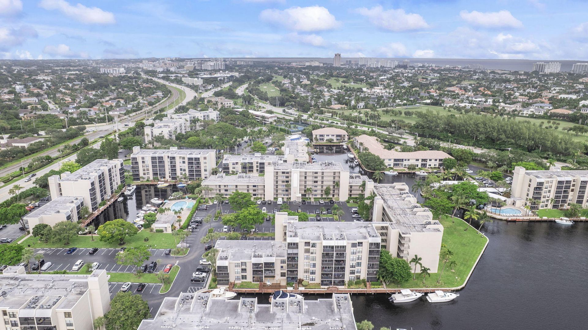 8 N Royal Palm Way, Unit 6040, Boca Raton, FL 33432 Photo