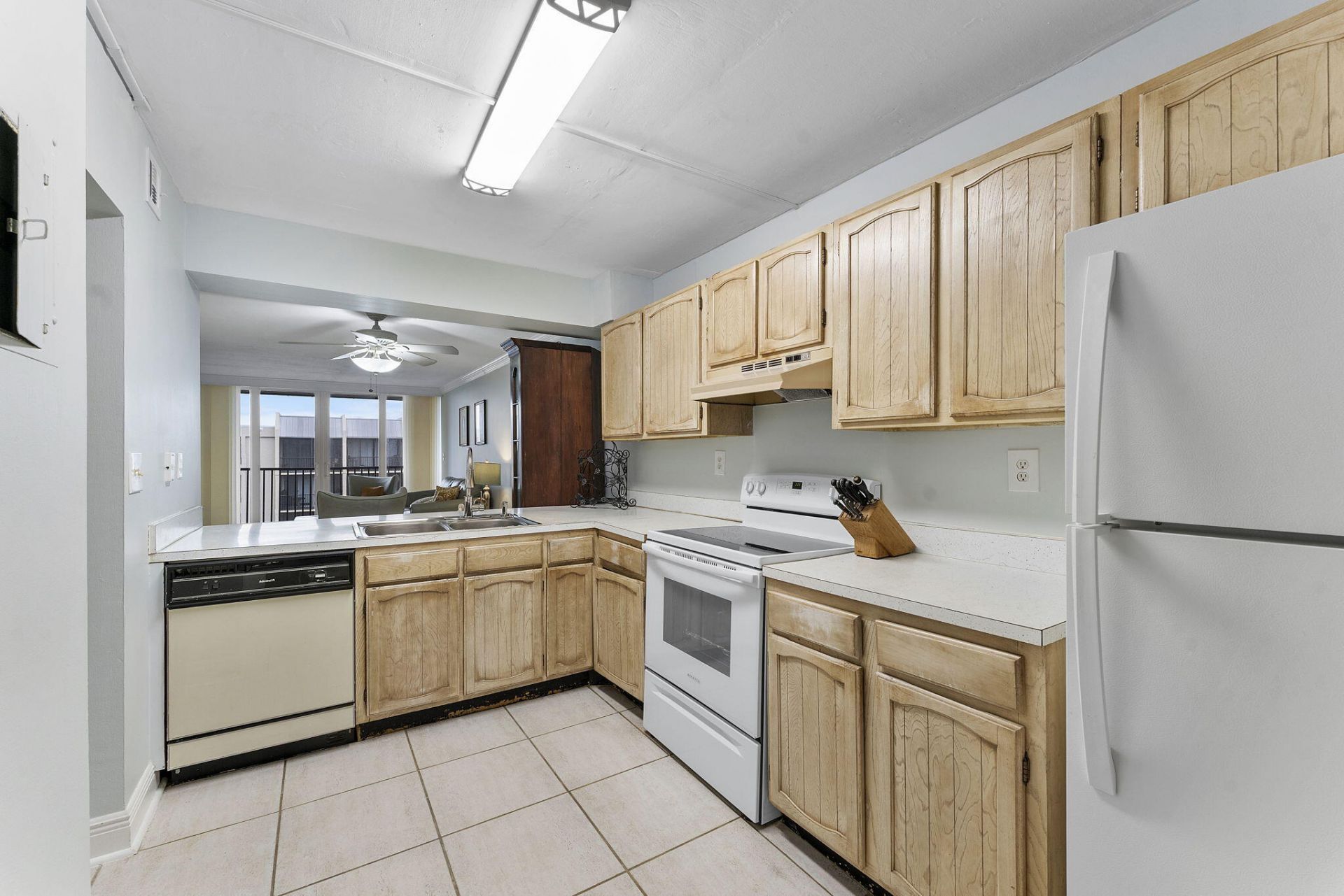 8 N Royal Palm Way, Unit 6040, Boca Raton, FL 33432 Photo